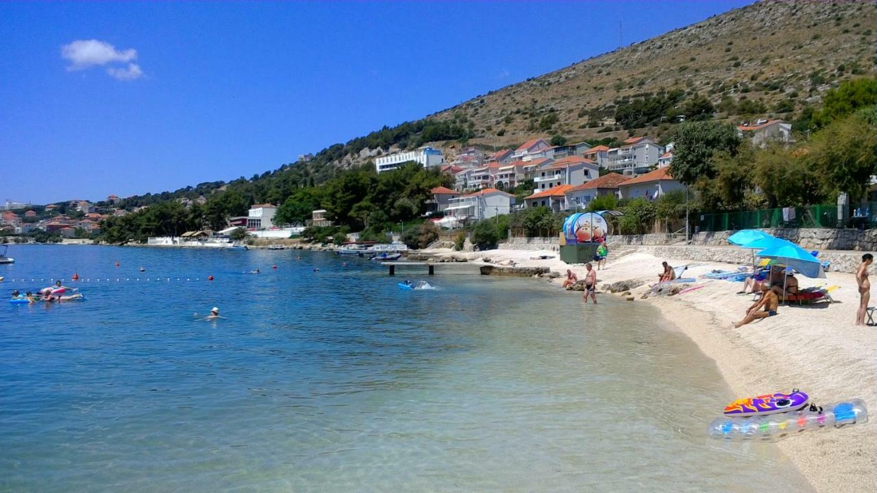 Ferienwohnung Lambrisa Trogir Exterior foto